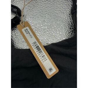 Brand New Skims Women's Size Small Onyx Black Bra